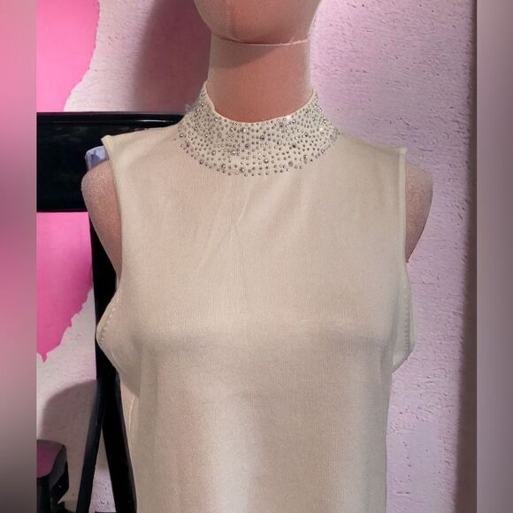 PREMISE SLEEVELESS SWEATER TOP BLOUSE RHINESTONE EMBELLISHED NECK LARGE CREAM - Picture 2 of 8